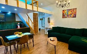 Central Riviera Charm